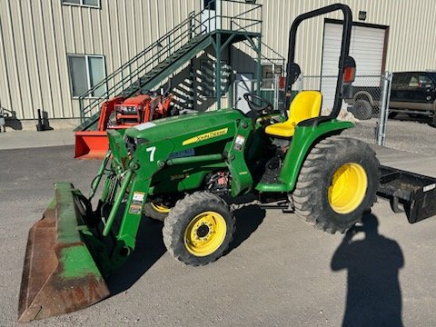 2015 John Deere 3038E